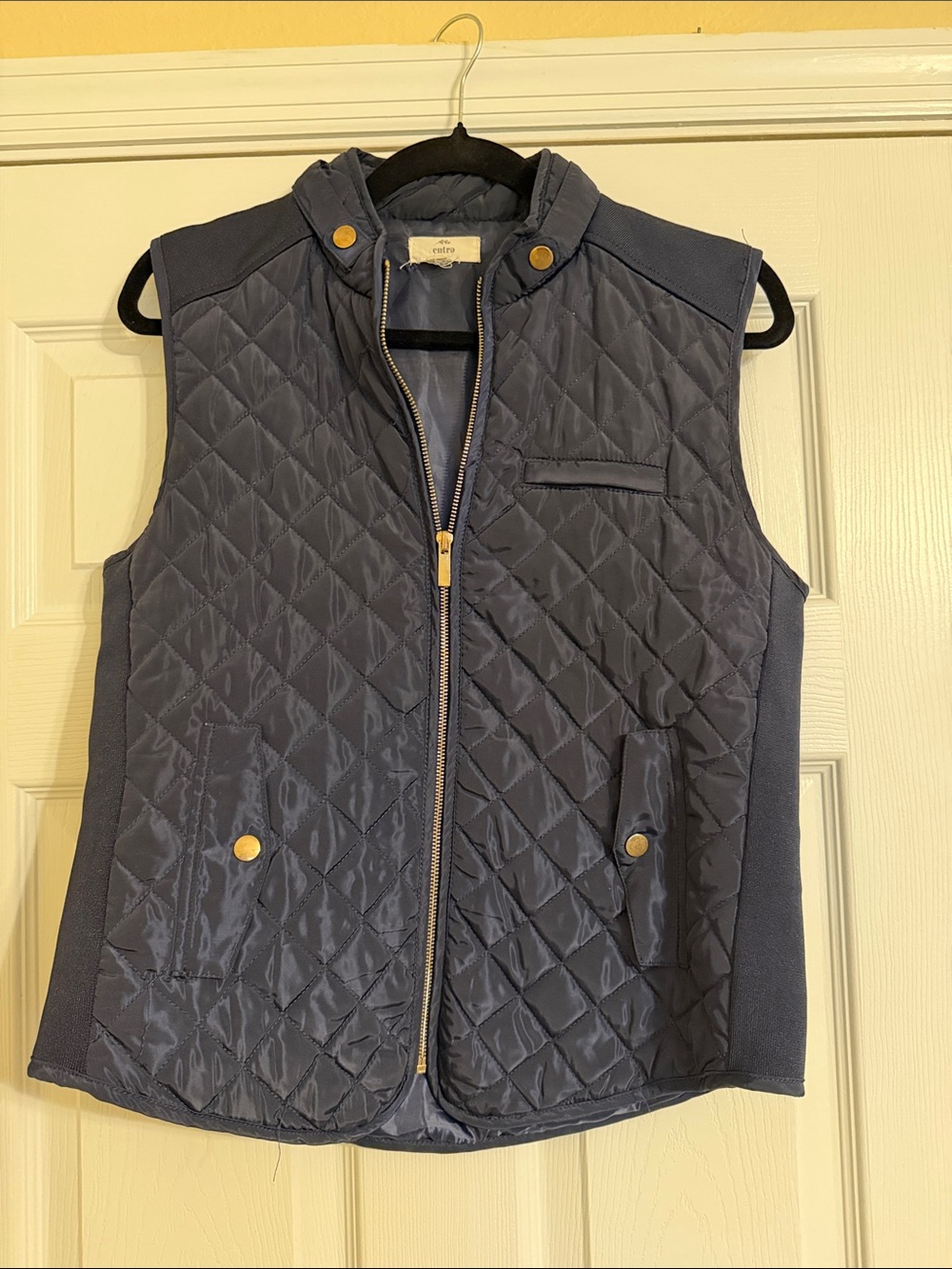 entro Quilted Sleeveless Vest in Navy with Gold Hardware
